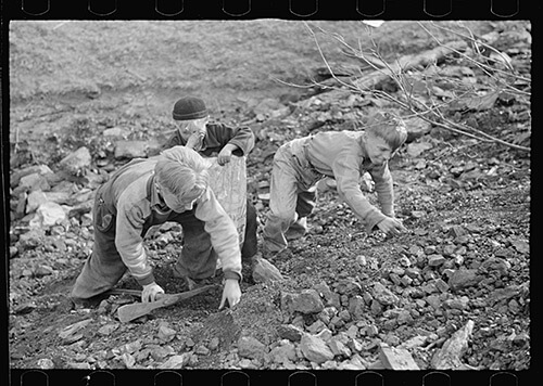 John Vachon, Miner's sons salvaging coal during May 1939 strike, Kempton, West Virginia. Library of Congress Prints and Photographs Division, FSA/OWI Black-and-White Negatives Collection, LC-USF34-032709-D.