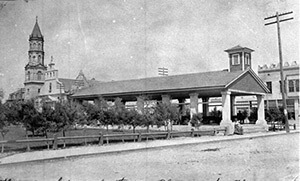 Figure 4. Appearance of rebuilt market after 1887 fire, Public Market in the Plaza de la Constitución, St. Augustine, Florida, 1893. Photonegative of a cyanotype. Courtesy of the State Archives of Florida. 