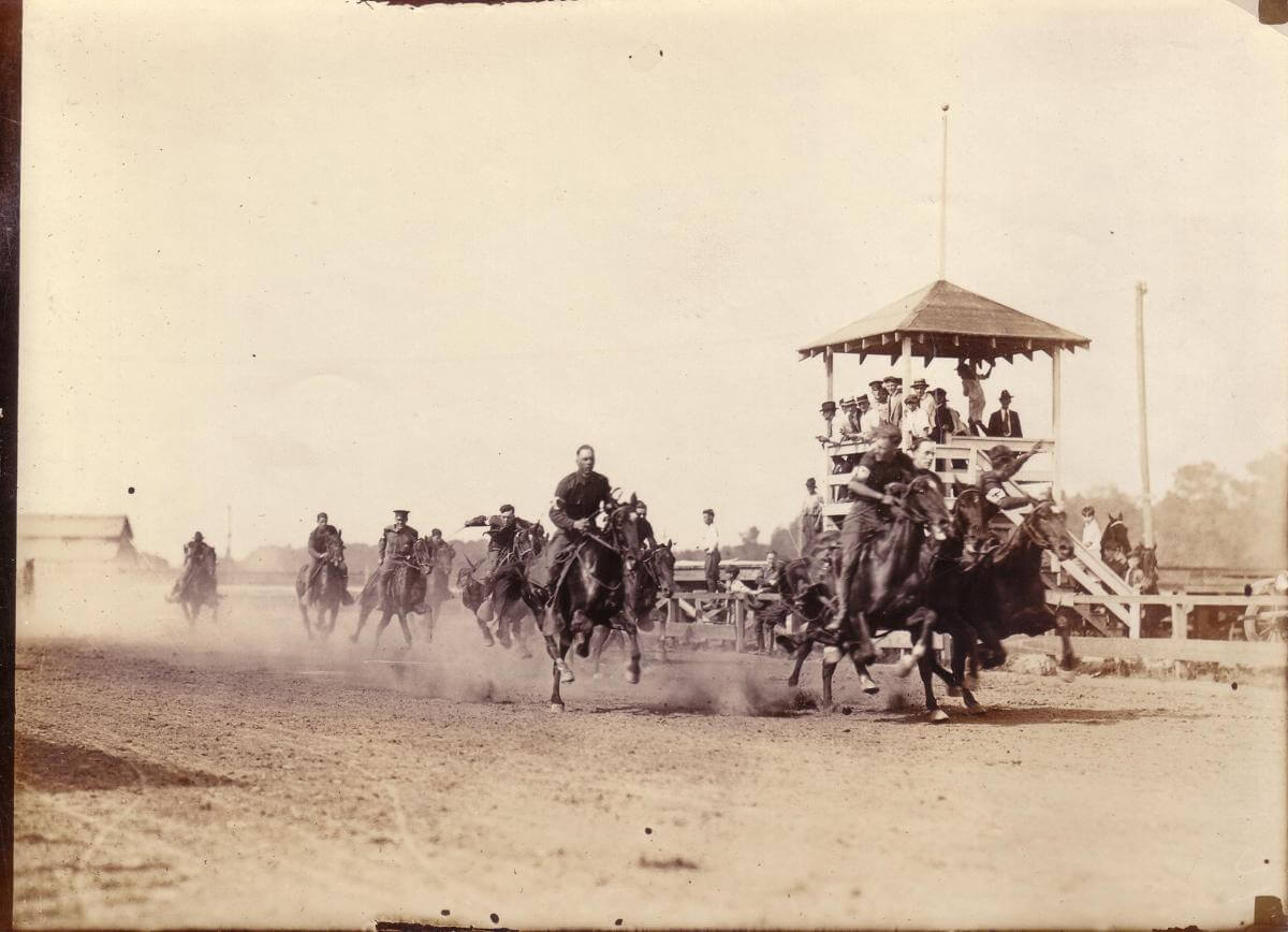 unearthing-the-weeping-time-savannah-s-ten-broeck-race-course-and-1859