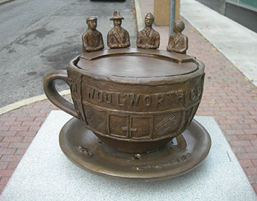 Woolworth's Sit-In Sculpture, Greensboro, North Carolina, 2012. Photograph by Jimmy Emerson. Courtesy of Jimmy Emerson. CC BY-NC-ND 2.0.