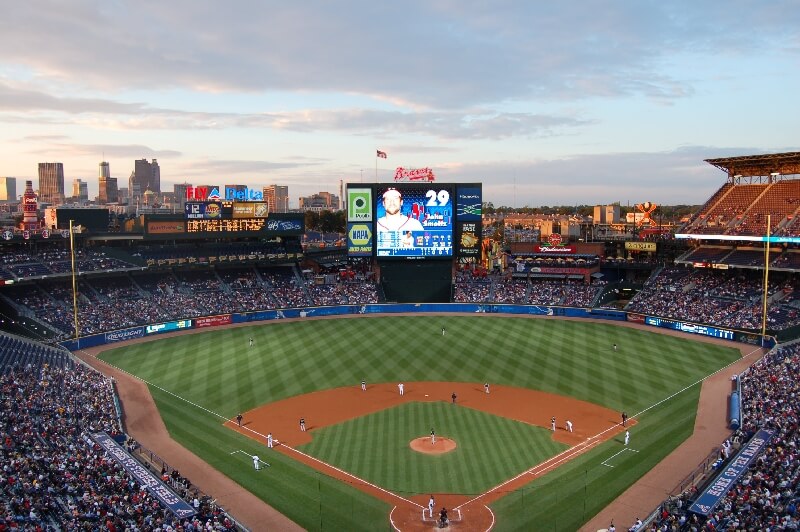 The Atlanta Braves's World Series Ring Has a Light-Up Stadium Inside – Robb  Report