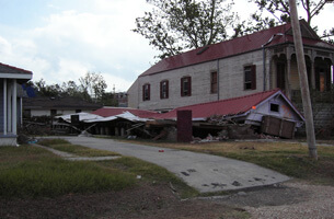 715 Jourdan Avenue near Royal. Holy Cross, New Orleans, Louisiana, November 4, 2005. Photograph by Ian J. Cohn. © Ian J. Cohn.