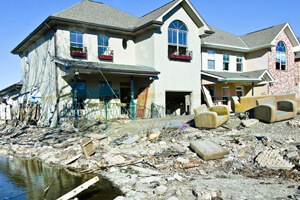 Along 17th Street Canal, Lakeview, New Orleans, Louisiana, October 27, 2005. Photograph by Brian Gauvin. © Brian Gauvin.