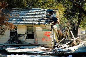 Along 17th Street Canal, Lakeview, New Orleans, Louisiana, October 27, 2005. Photograph by Brian Gauvin. © Brian Gauvin.