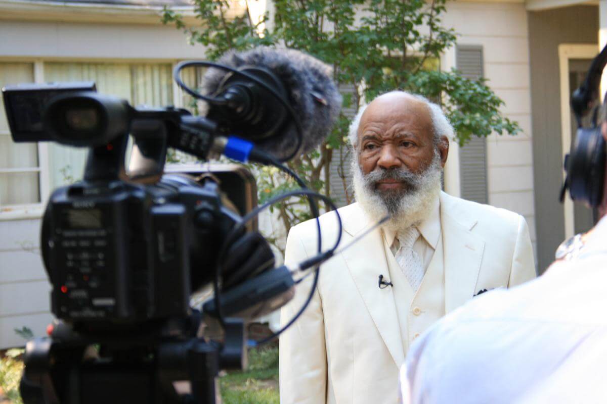 James Meredith in conversation with BBC World Service, September 23, 2008. Photograph courtesy of Flickr user BBC World Service. Creative Commons license CC BY-NC 2.0.